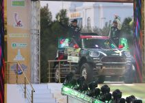 Arzyly güne bir ädim