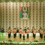 Bagtly geljek üçin göreşenlere tagzym