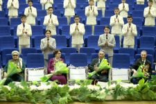 Bagtly geljek üçin göreşenlere tagzym