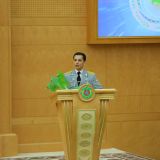 Bagtyýar türkmen ýaşlaryna döwlet sylaglary gowşuryldy