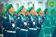 Bäsleşigiň gutlag suratlary