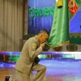 Birkemsiz gullugyň mynasyp serpaýy