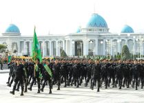 Garaşsyzlygymyzyň 28 ýyllygynyň şanyna harby ýöriş