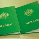 Gerçekligiň mekdebini geçenler