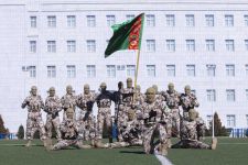 Harby türgenler bäsleşdiler