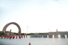 Merdana pederleriň ruhuna tagzym