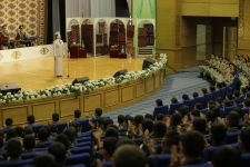 Merdanalygyň nusgasy siz, zenanlar!