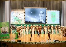 Mertler Watany beýgeldýär