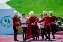 «Rowaçlanýan ilime pasly bahar – ýaz geldi»