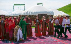 «Rowaçlanýan ilime pasly bahar – ýaz geldi»