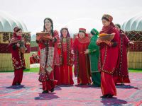 «Rowaçlanýan ilime pasly bahar – ýaz geldi»