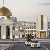 Russiýa Federasiýasynyň wekiliýeti 748-nji atyjylyk polkunyň söweşjeň baýdagyny ýurdumyza getirdi