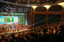 Şa serpaýyňyz gutly bolsun, Watan goragçylary!