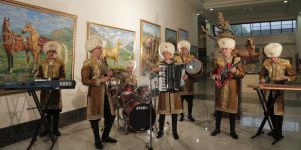 Türkmen bedewiniň baýramyna bagyşlanan sergi