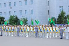 Uçurymlar,  ýollaryňyz ak bolsun!