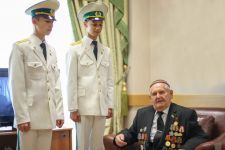 Ýeňşiň 73 ýyllygynyň şanyna