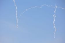 Ýokary we takyk asmana atyjy raketa toplumlary – üstünligiň açary