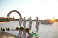 Merdana pederleriň ruhuna tagzym