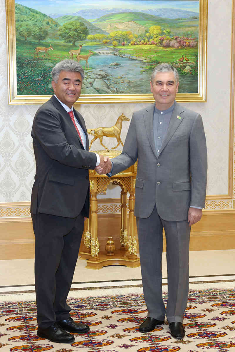 «Açyk gapylar» syýasatyna eýerip