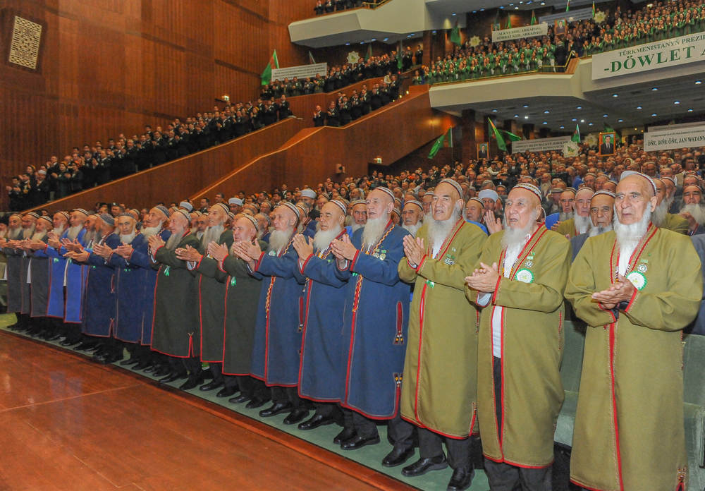 Aşgabatda Halk maslahatynyň mejlisi ýokary guramaçylykly geçirildi
