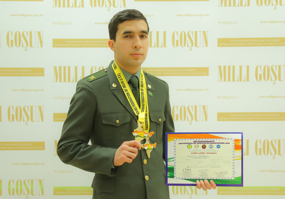 Bir türgenden iki altyn