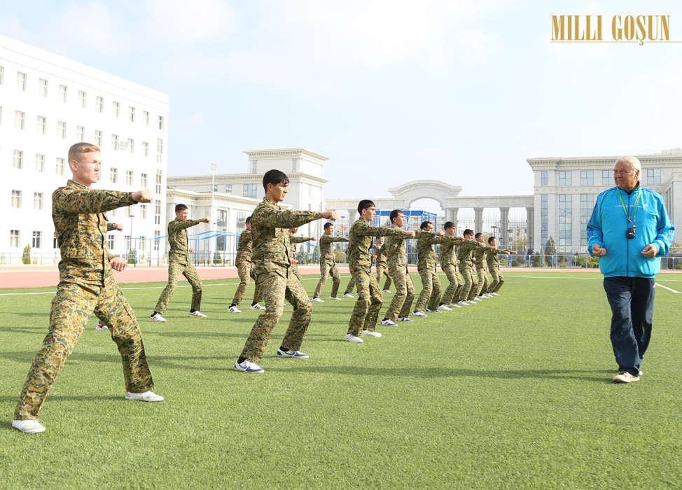 Çagyryş boýunça harby gulluk barada 5 gyzykly hakykat