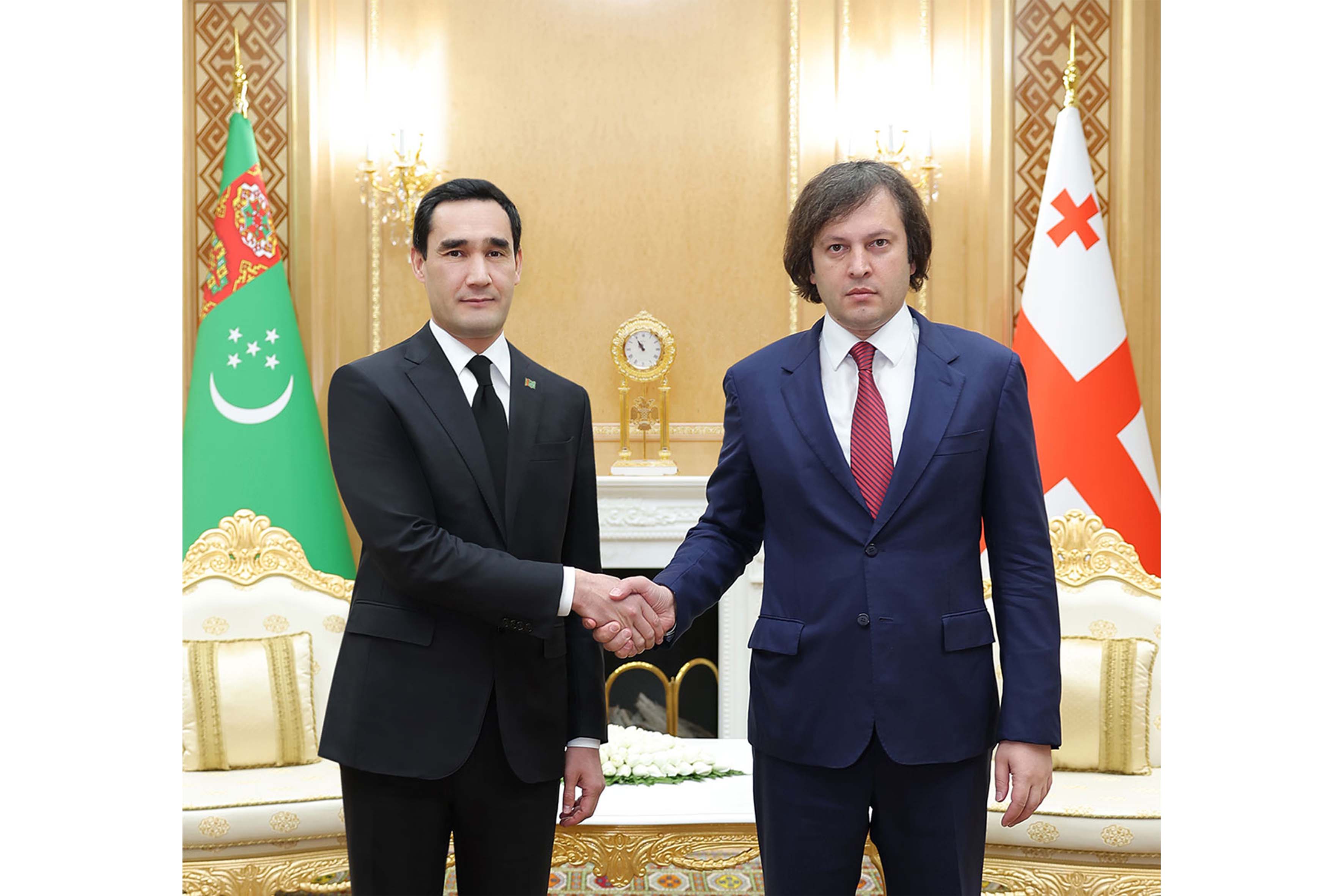 Döwletara gepleşikler geçirildi