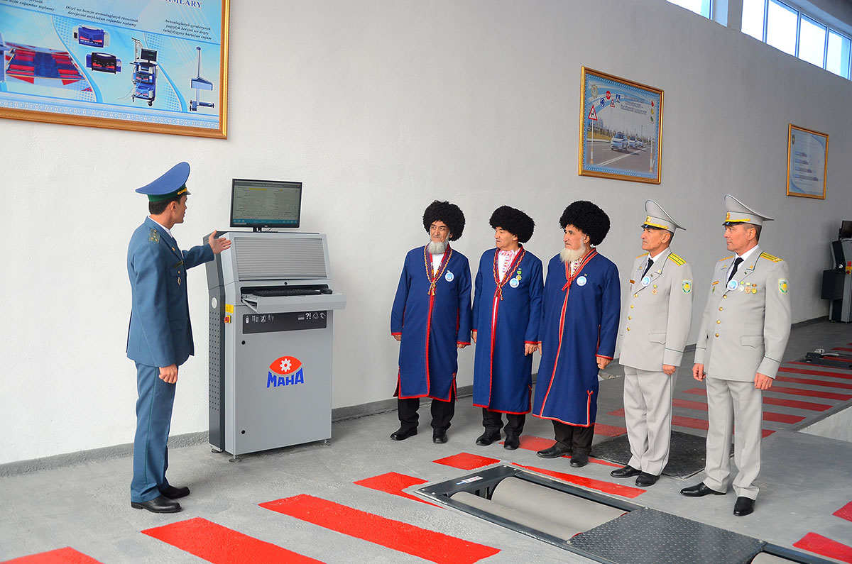 Döwrebap edara binalary dabaraly ýagdaýda ulanylmaga berildi