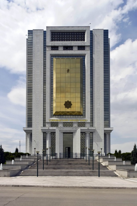 Eksporta niýetlenen önümçiligi ösdürmek üçin berlen karzlaryň mukdary ýokarlandy