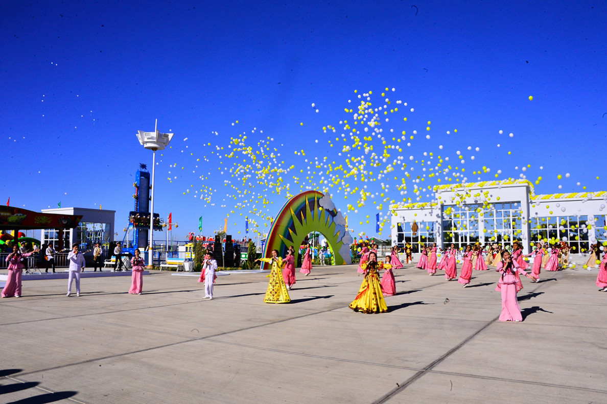 Farap etrabynda çagalar üçin täze medeni-dynç alyş merkezi açyldy