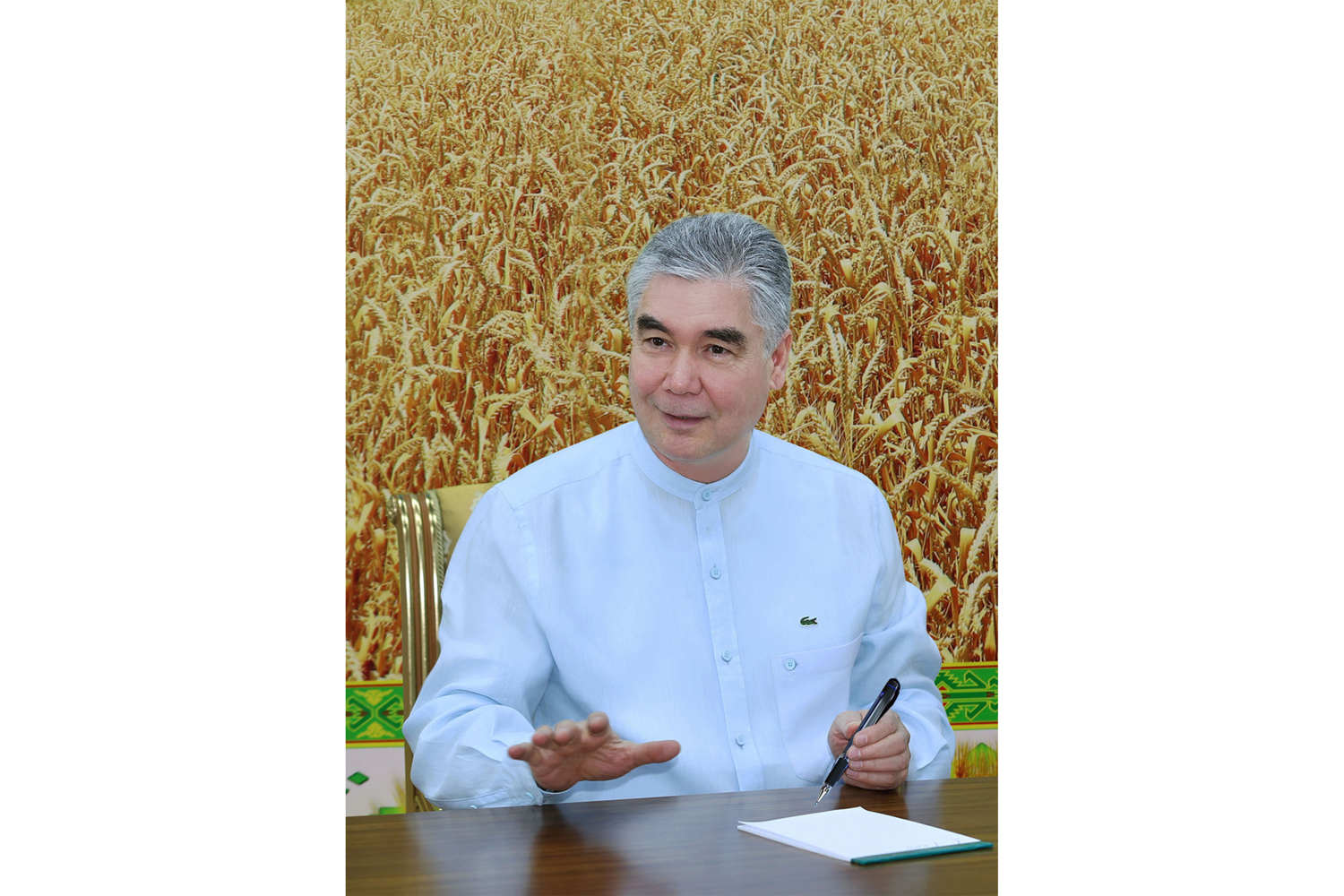 Gahryman Arkadagymyz Ruhabat galla önümleri önümçilik toplumynyň işi bilen tanyşdy