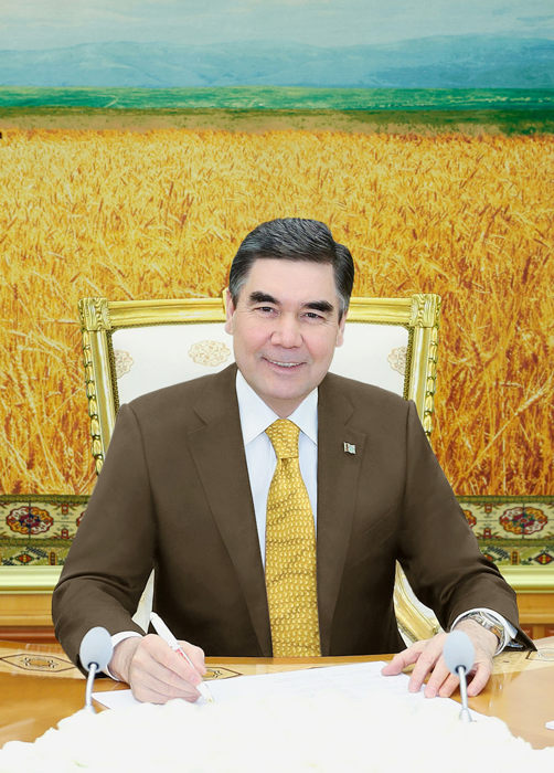 Garaşsyz, hemişelik Bitarap Türkmenistanyň mähriban halkyna, zähmetsöýer babadaýhanlaryna, edermen gallaçylaryna