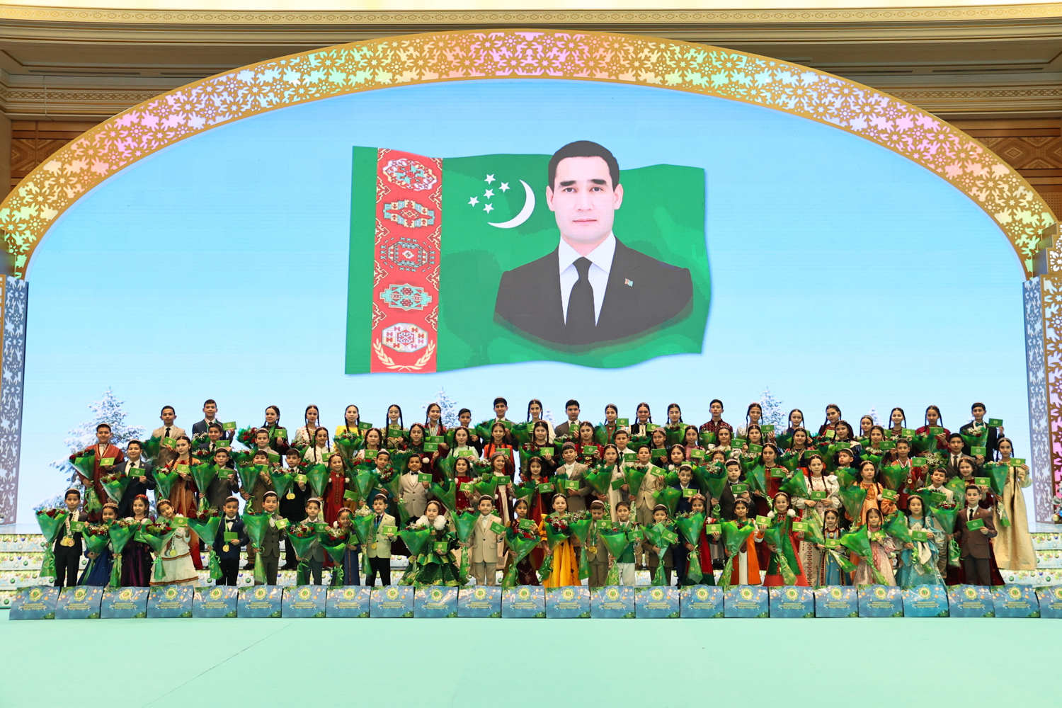 Gulbaba adyndaky çagalar baýragyna mynasyp bolanlar sylaglanyldy