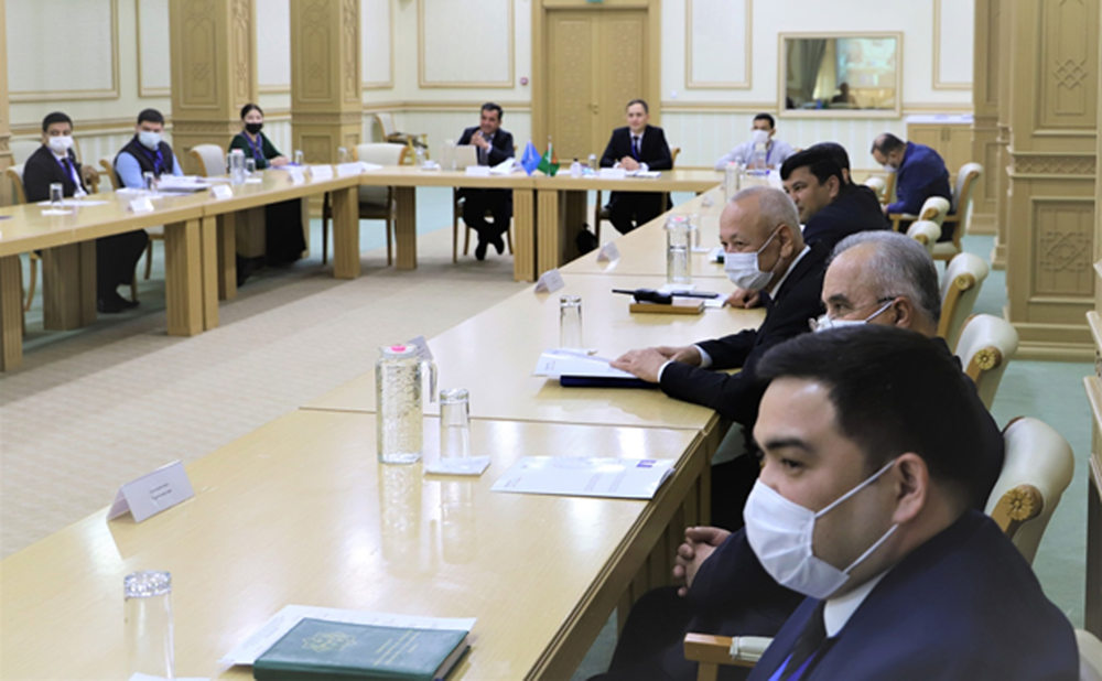 Halkara hyzmatdaşlygyň çäklerinde