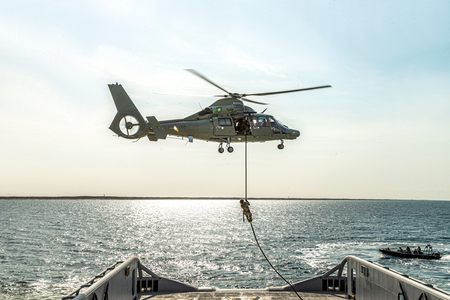 Harby deňizçileriň hünär ussatlygy ýokarlanýar