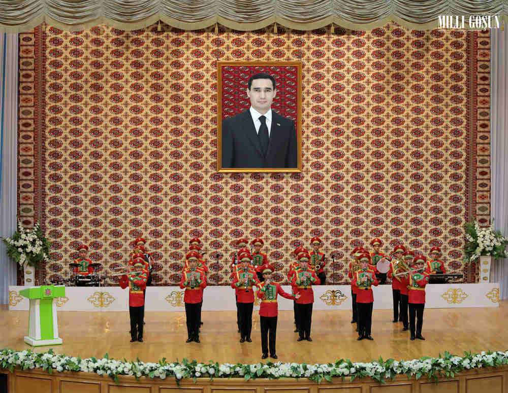 HARBY GULLUKÇYLAR ÝÜREK JOŞGUNYNY BEÝAN ETDILER