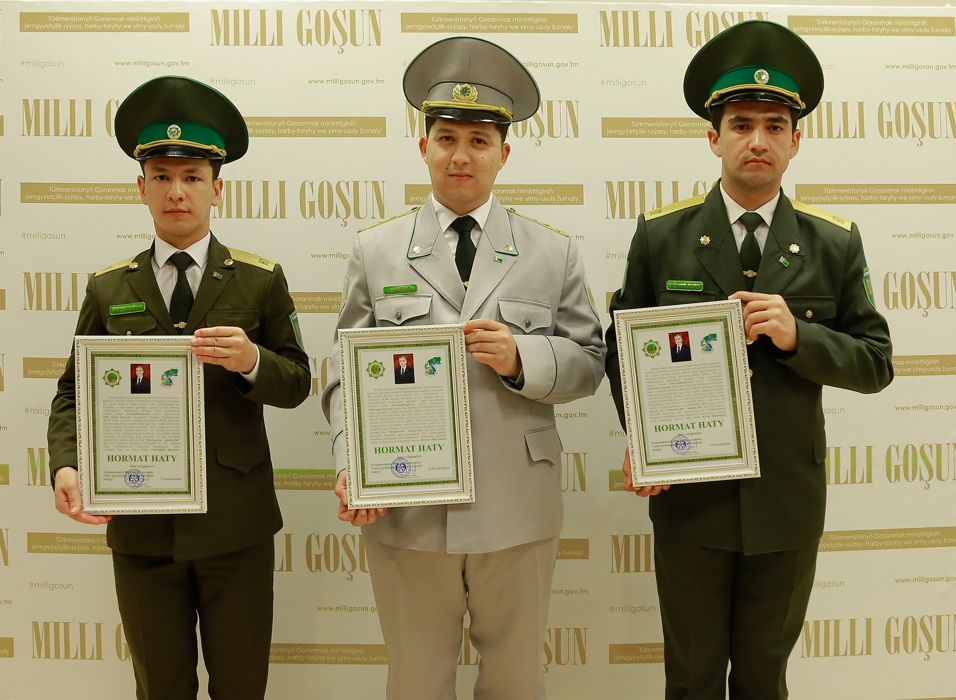 Harby institutyň harby talyby – internet döredijilik bäsleşiginiň ýeňijisi