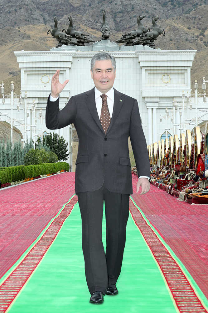 Hormatly Prezidentimiz Gurbanguly Berdimuhamedow atçylyk sport toplumynda baýramçylyk çärelerine gatnaşdy