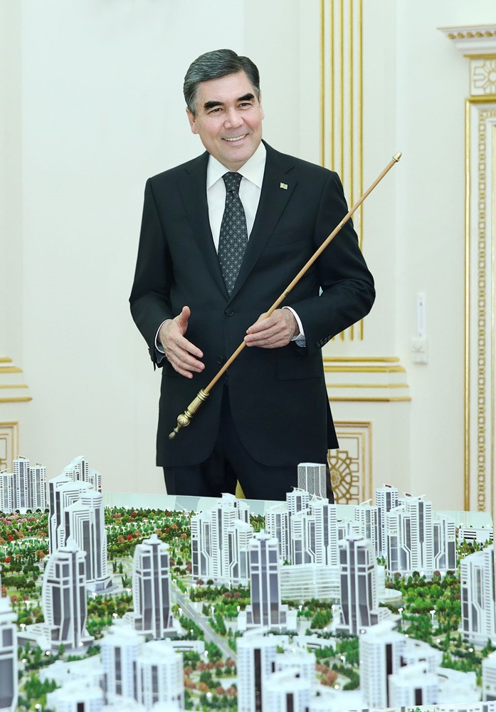 Hormatly Prezidentimiz Gurbanguly Berdimuhamedow giň möçberli şähergurluşyk taslamasy bilen tanyşdy