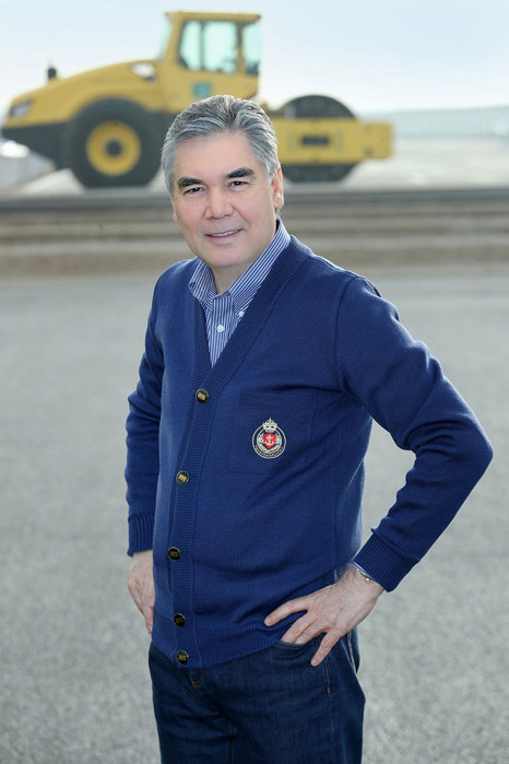 Hormatly Prezidentimiz Gurbanguly Berdimuhamedow paýtagtymyz boýunça iş saparyny amala aşyrdy