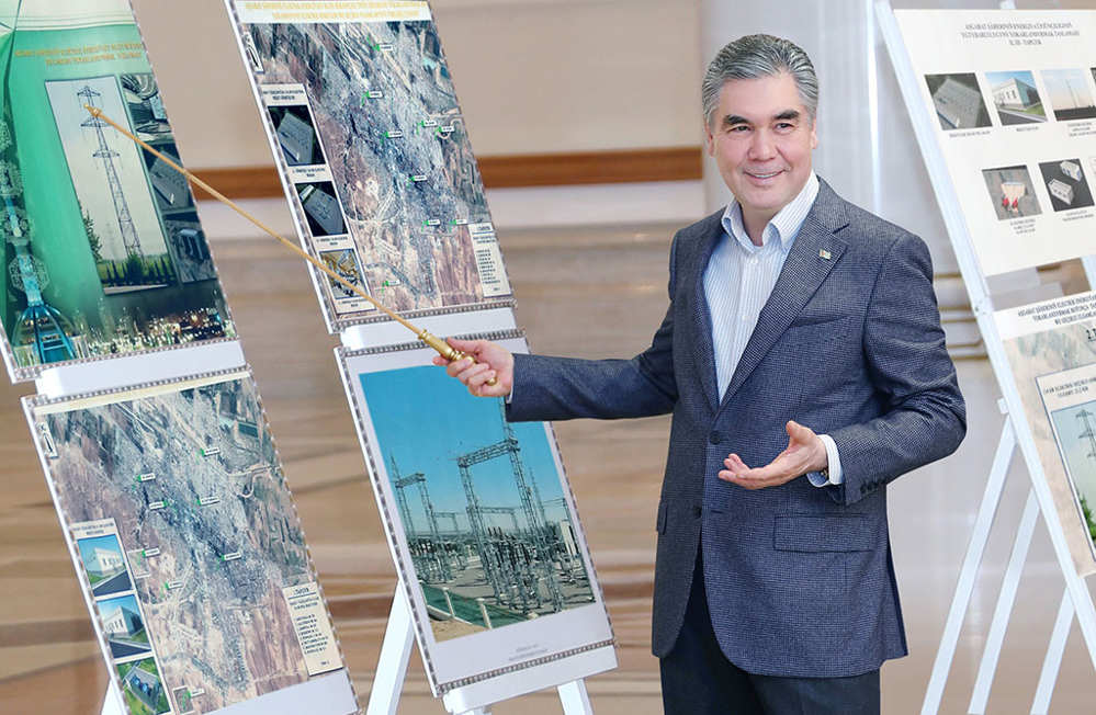 Hormatly Prezidentimiz Gurbanguly Berdimuhamedow paýtagtymyzyň düzümlerini döwrebaplaşdyrmagyň barşy bilen tanyşdy