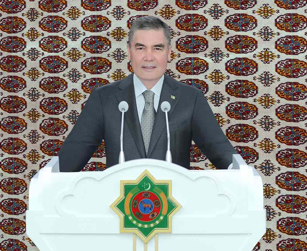 Hormatly Prezidentimiz Gurbanguly Berdimuhamedow TNGIZT-de täze desgalaryň düýbüni tutmak dabarasyna gatnaşdy