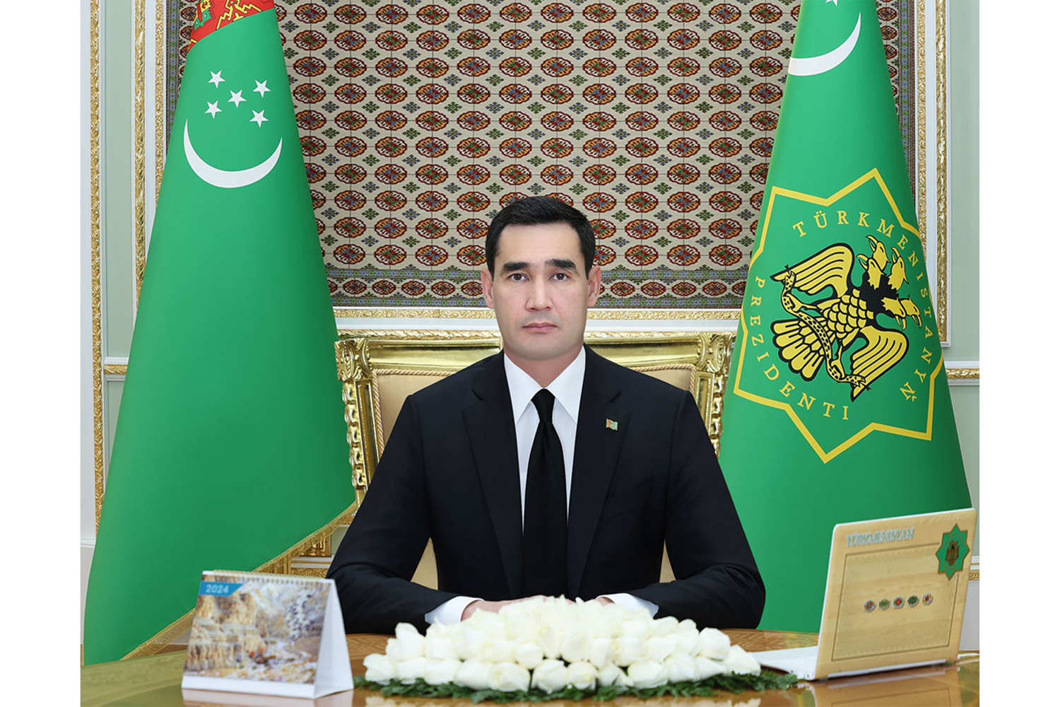 Hormatly Prezidentimiz iş maslahatyny geçirdi