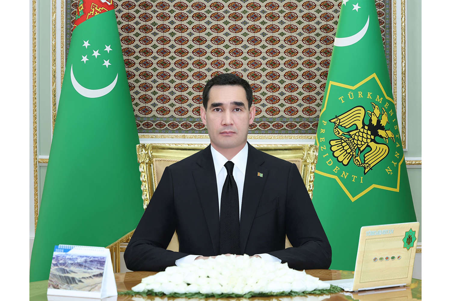 Hormatly Prezidentimiz iş maslahatyny geçirdi