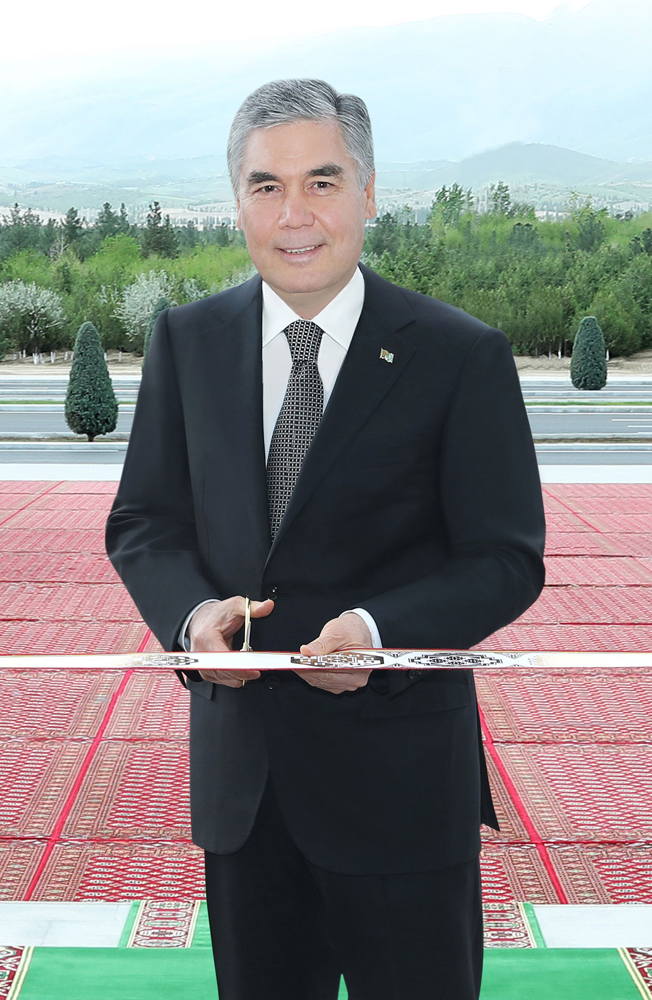 Hormatly Prezidentimiz paýtagtymyzda täze desgalaryň açylyş dabaralaryna gatnaşdy