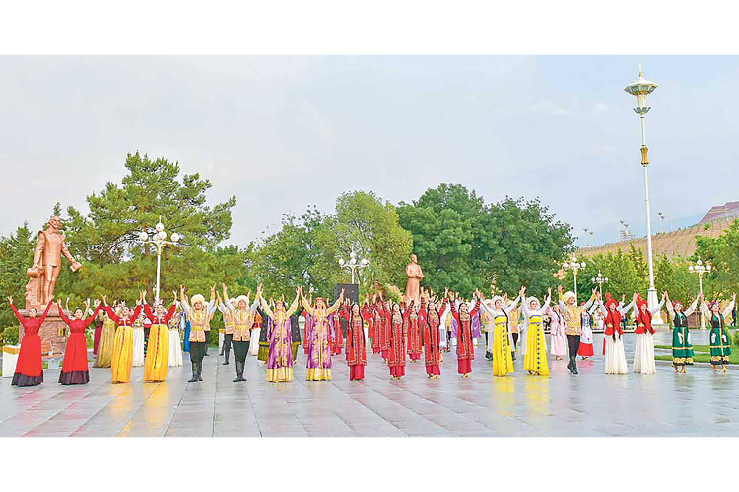 Magtymguly Pyragynyň ýadygärligi hem-de «Magtymguly Pyragy» medeni-seýilgäh toplumy açyldy