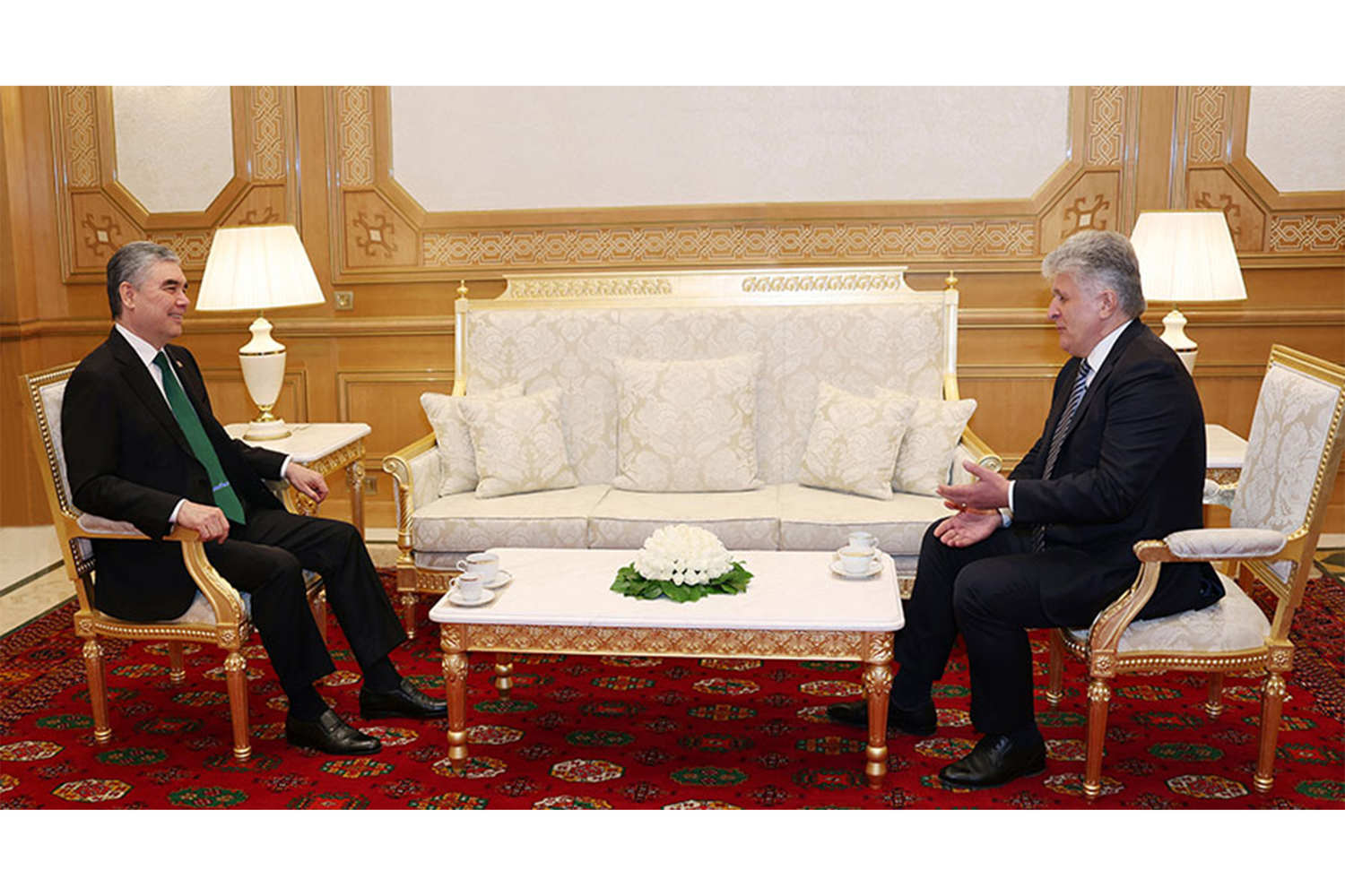 Milli Liderimiziň Miroslaw Ýença bilen duşuşygy