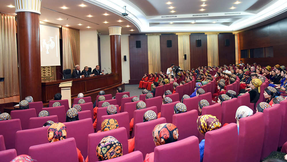 Milli taryhy-medeni mirasymyzy wagyz etmek wezipeleri ara alnyp maslahatlaşyldy