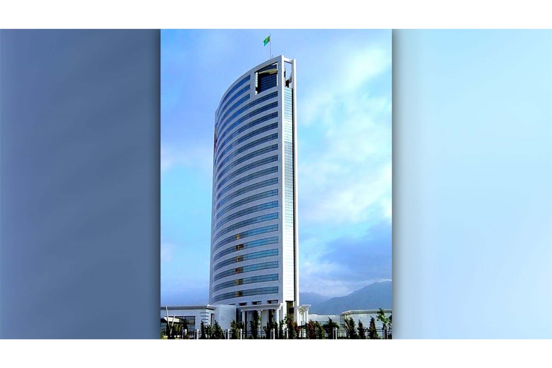 Ne­bit­gaz se­na­ga­ty we geo­lo­gi­ýa iş­gär­le­ri­niň gü­ni my­na­sy­bet­li baý­ram­çy­lyk da­ba­ra­sy