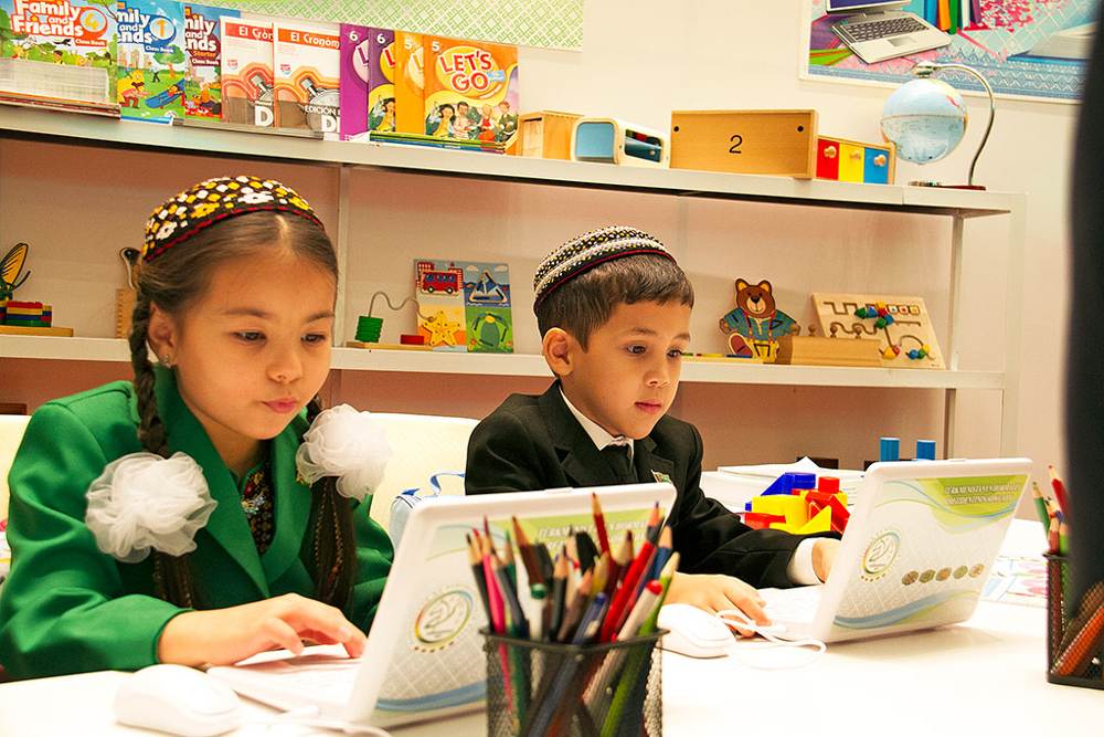 Öwrediji kompýuterler satyn alynar